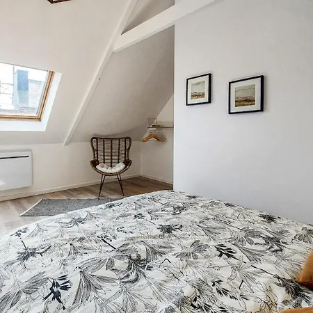 4 Bedroom Amazing In Casa de Férias