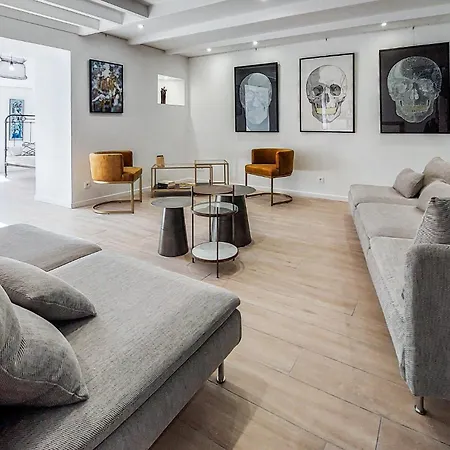 4 Bedroom Amazing In Casa de Férias *